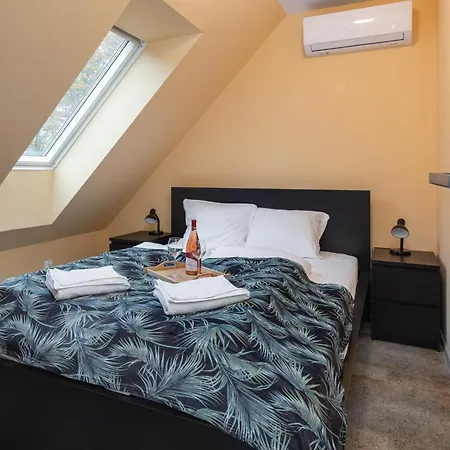 Dom Ostoya Wrzosowo - Ogród, Plac Zabaw&klimatyzacja By Renters