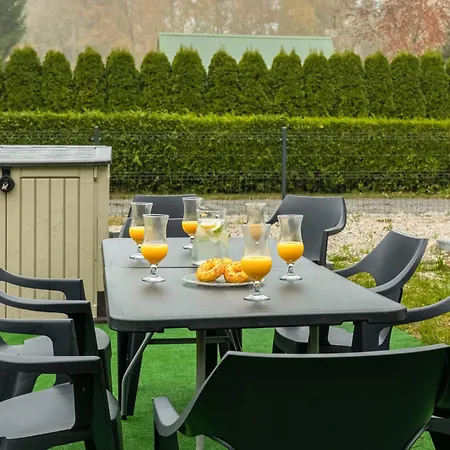 Dom Ostoya Wrzosowo - Ogrod, Plac Zabaw & Klimatyzacja By Renters * Radawka